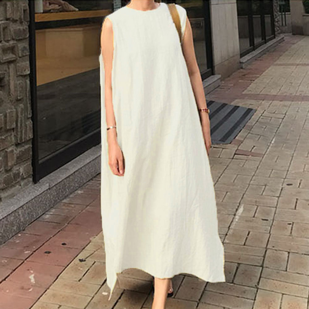 Sleeveless Dress with Pleated Pockets